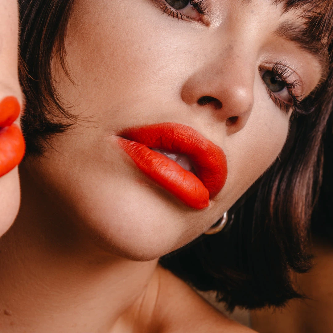 The Crème Shop Read My Lipstick - Velvety Matte Makeup The Crème Shop Read My Lipstick - Velvety Matte Makeup