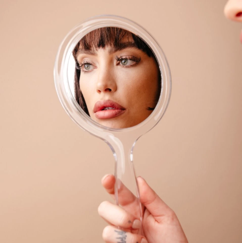 The Crème Shop Read My Lipstick - Silky Satin Makeup The Crème Shop Read My Lipstick - Silky Satin Makeup